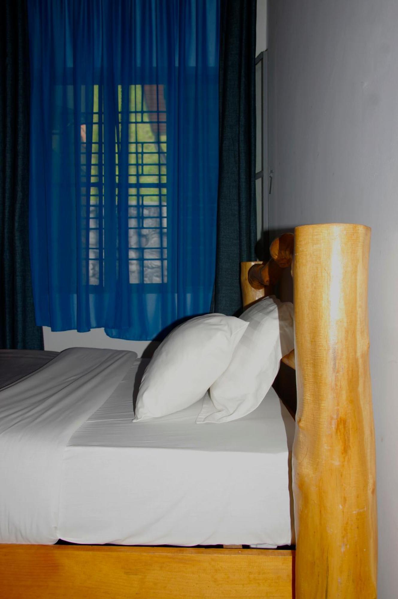 Spa Shallum Kibuye Esterno foto
